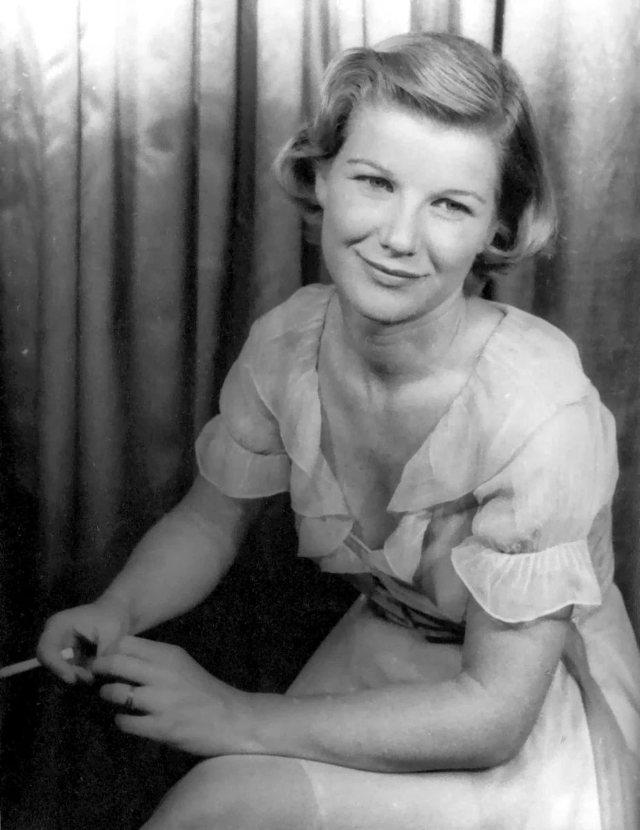 Portrait of Barbara Bel Geddes (1922–2005) – memorial page