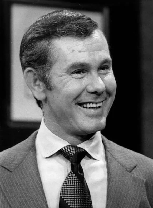 Portrait of Johnny Carson (1925–2005) – memorial page