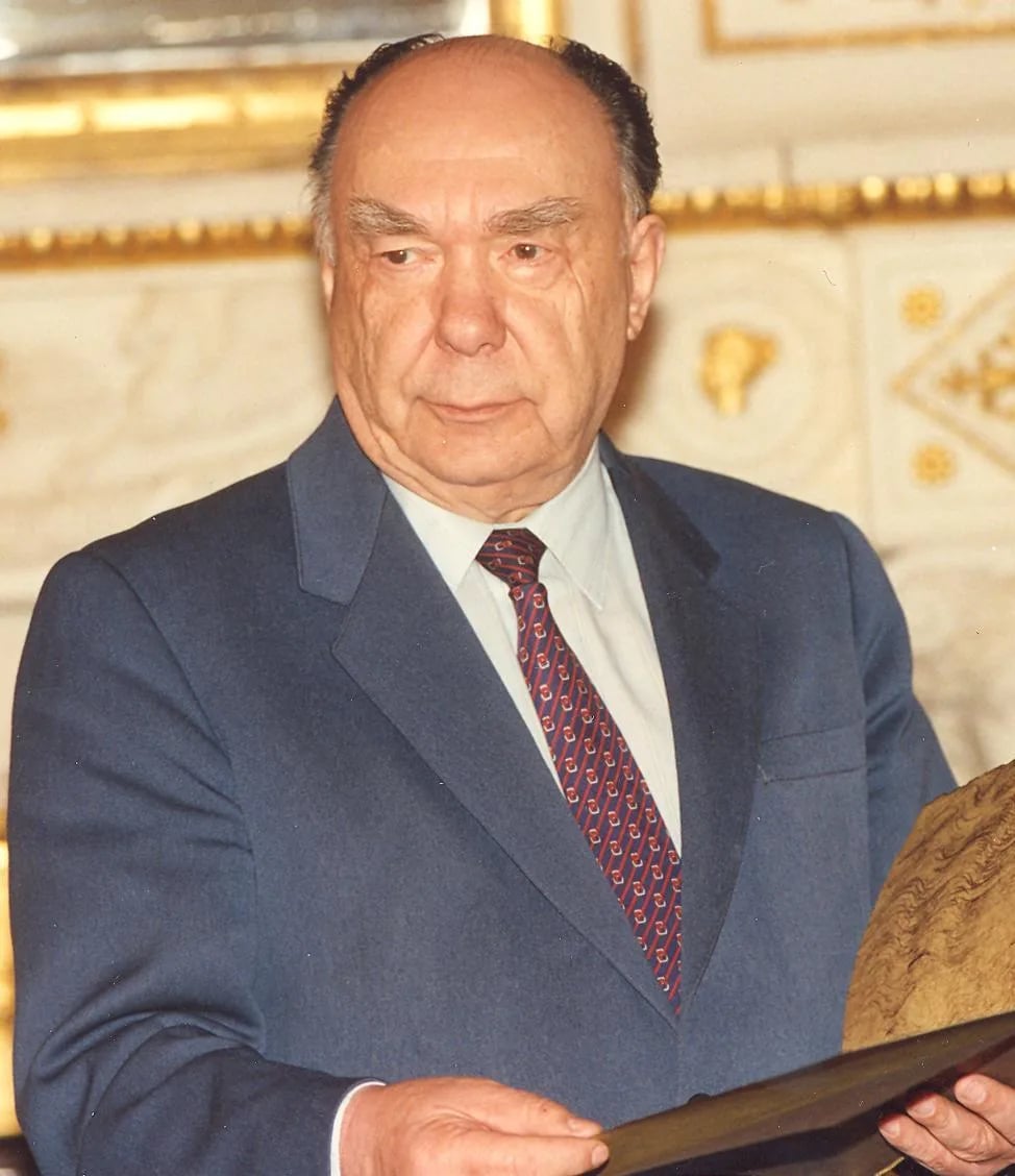 Porträt von Alexander Nikolajewitsch Jakowlew (1923–2005) – Gedenkseite