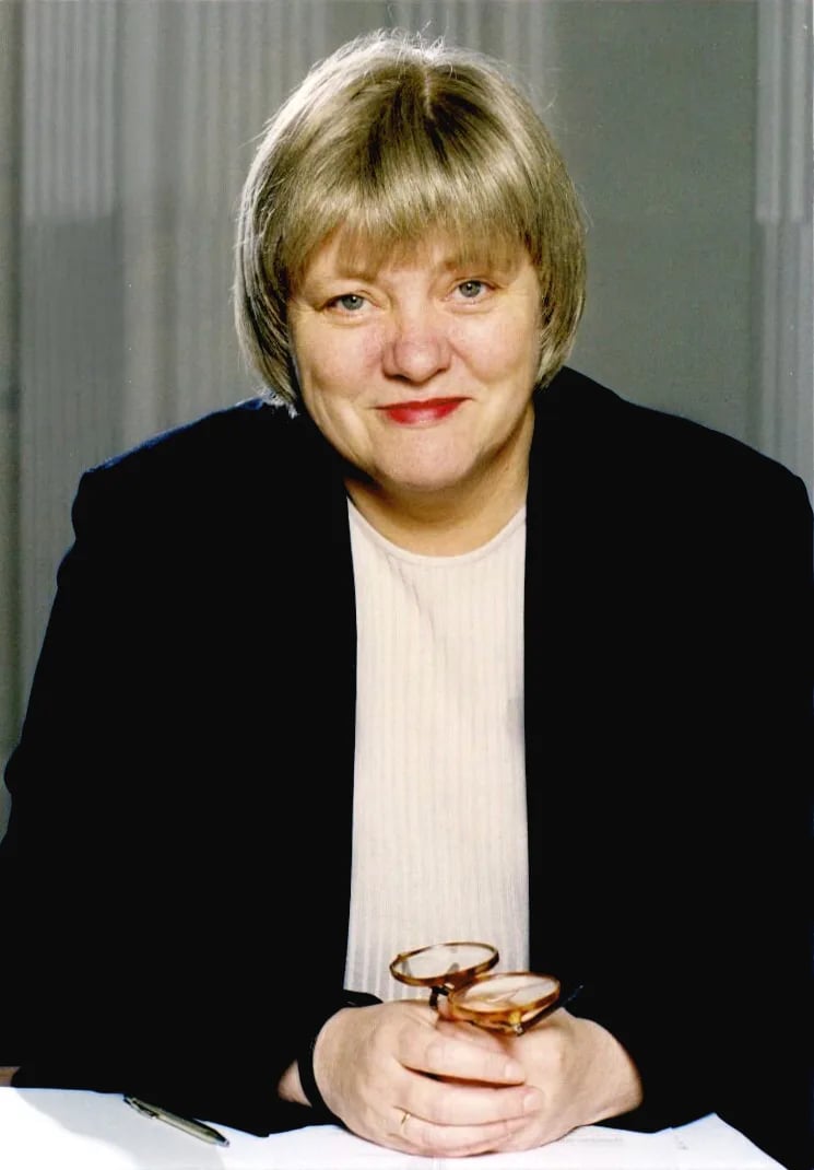 Porträt von Mo Mowlam (1949–2005) – Gedenkseite