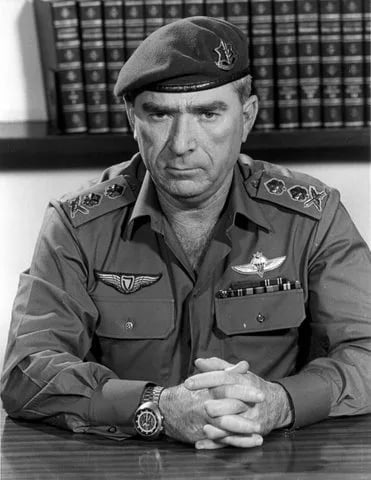 Portrait of Rafael Eitan (1929–2004) – memorial page
