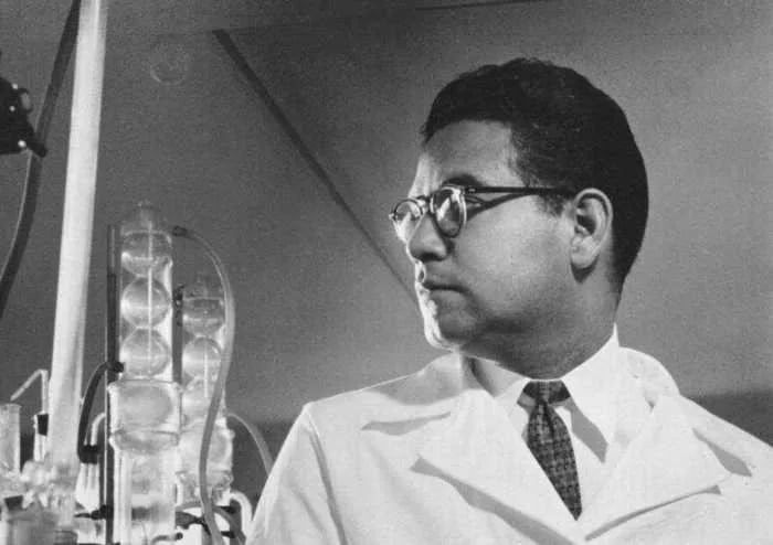Portrait of Luis E. Miramontes (1925–2004) – memorial page