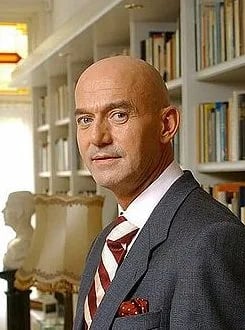 Portrait of Pim Fortuyn (1948–2002) – memorial page