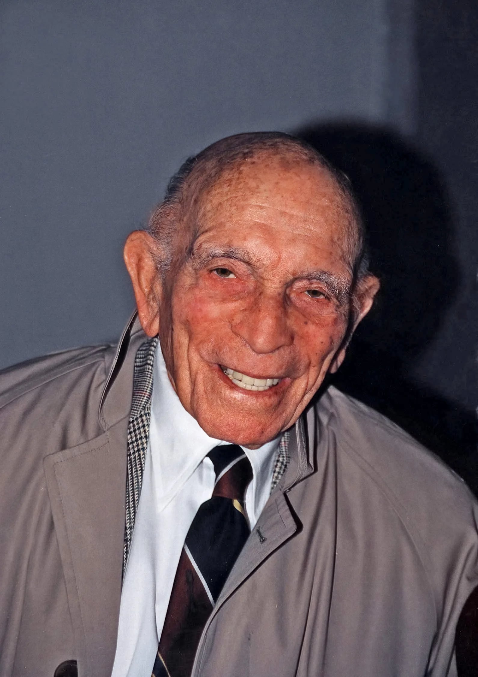 Porträt von Julius J. Epstein (1909–2000) – Gedenkseite