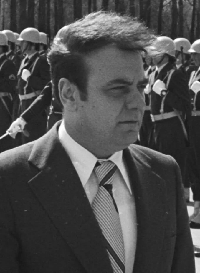 Portrait of Petar Mladenow (1936–2000) – memorial page