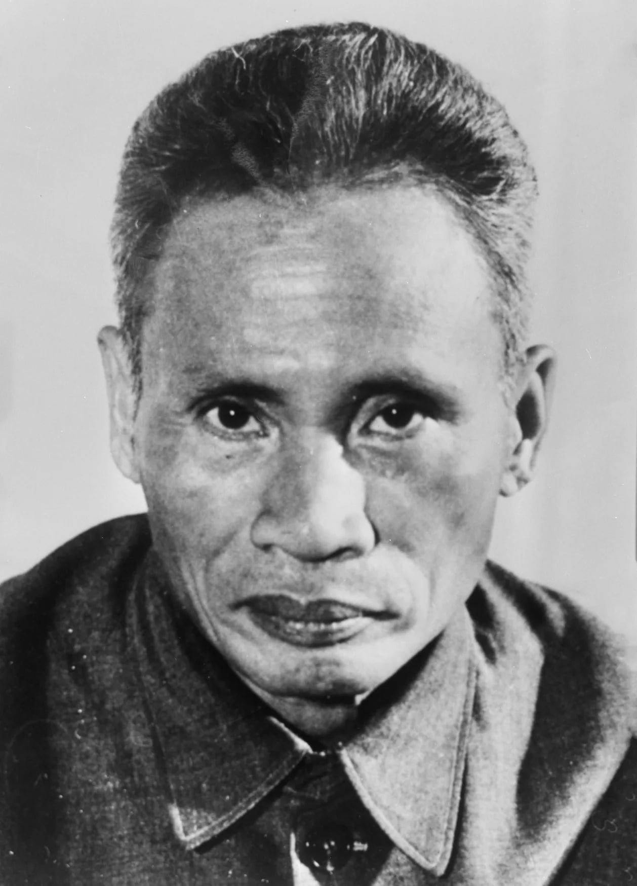 Porträt von Phạm Văn Đồng (1906–2000) – Gedenkseite