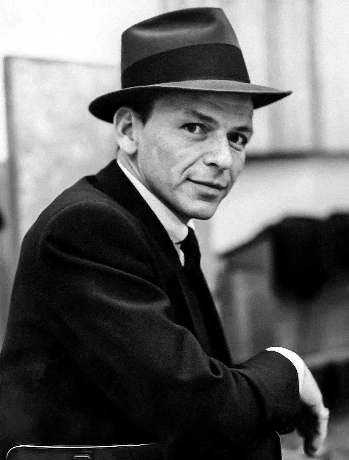 Portrait of Frank Sinatra (1915–1998) – memorial page