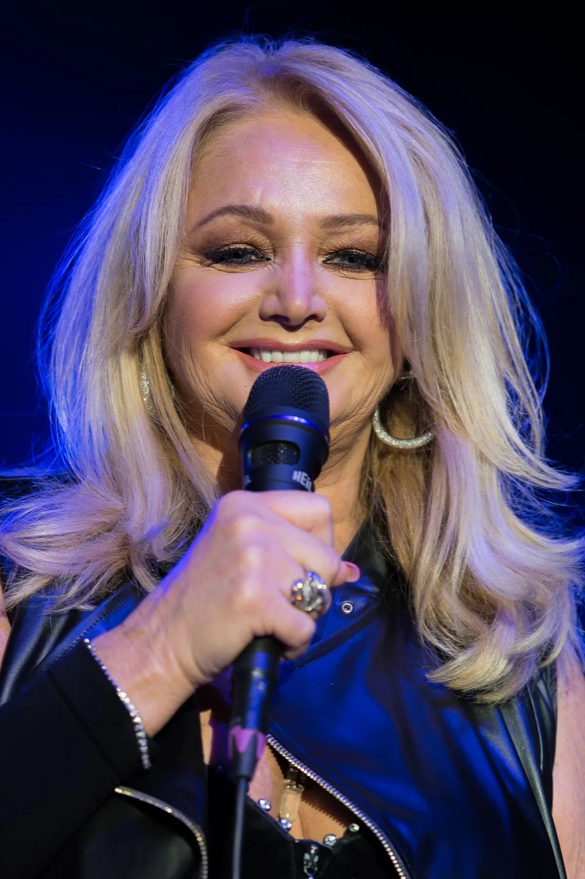Portrait of Bonnie Tyler (1951–2026) – memorial page