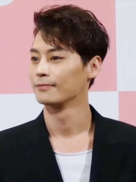 Porträt von Jung Eun-woo (1986–2026) – Gedenkseite
