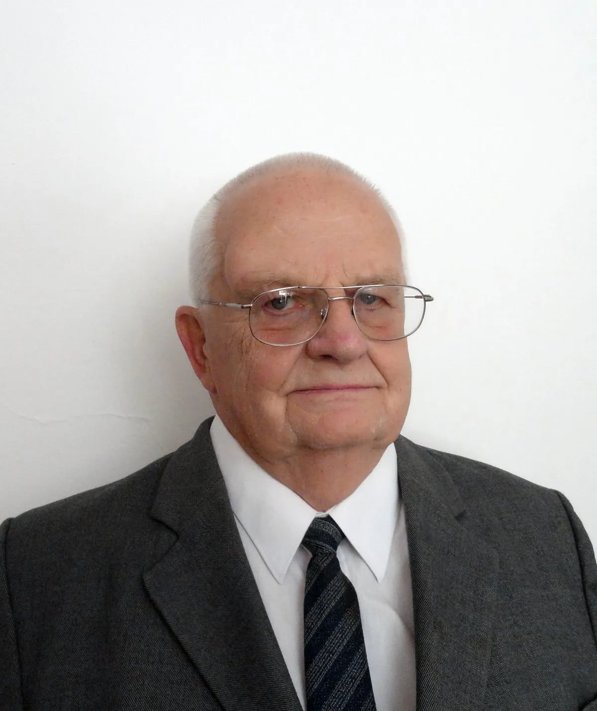 Portrait of József Marosi (1934–2026) – memorial page