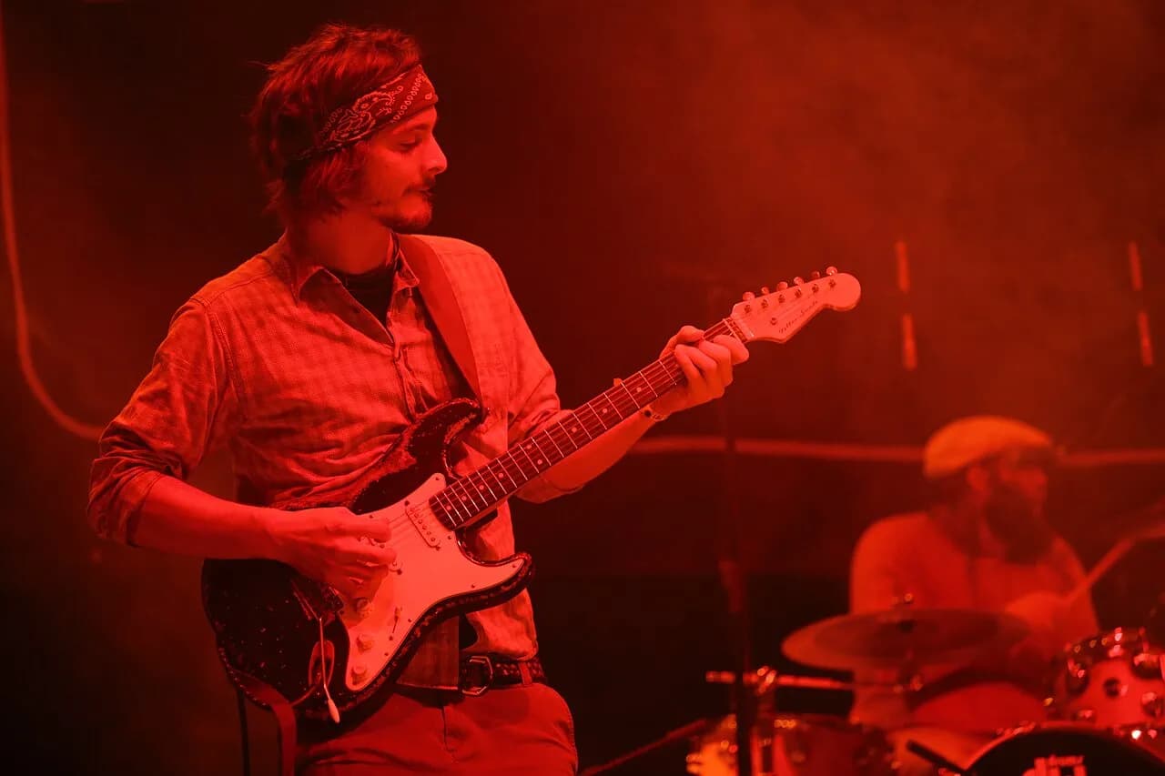 Memorial page of Stranger Cole