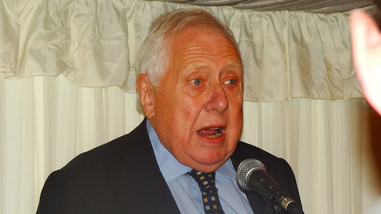 Memorial page of Roy Hattersley