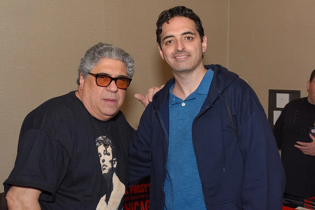 Memorial page of Vincent Pastore