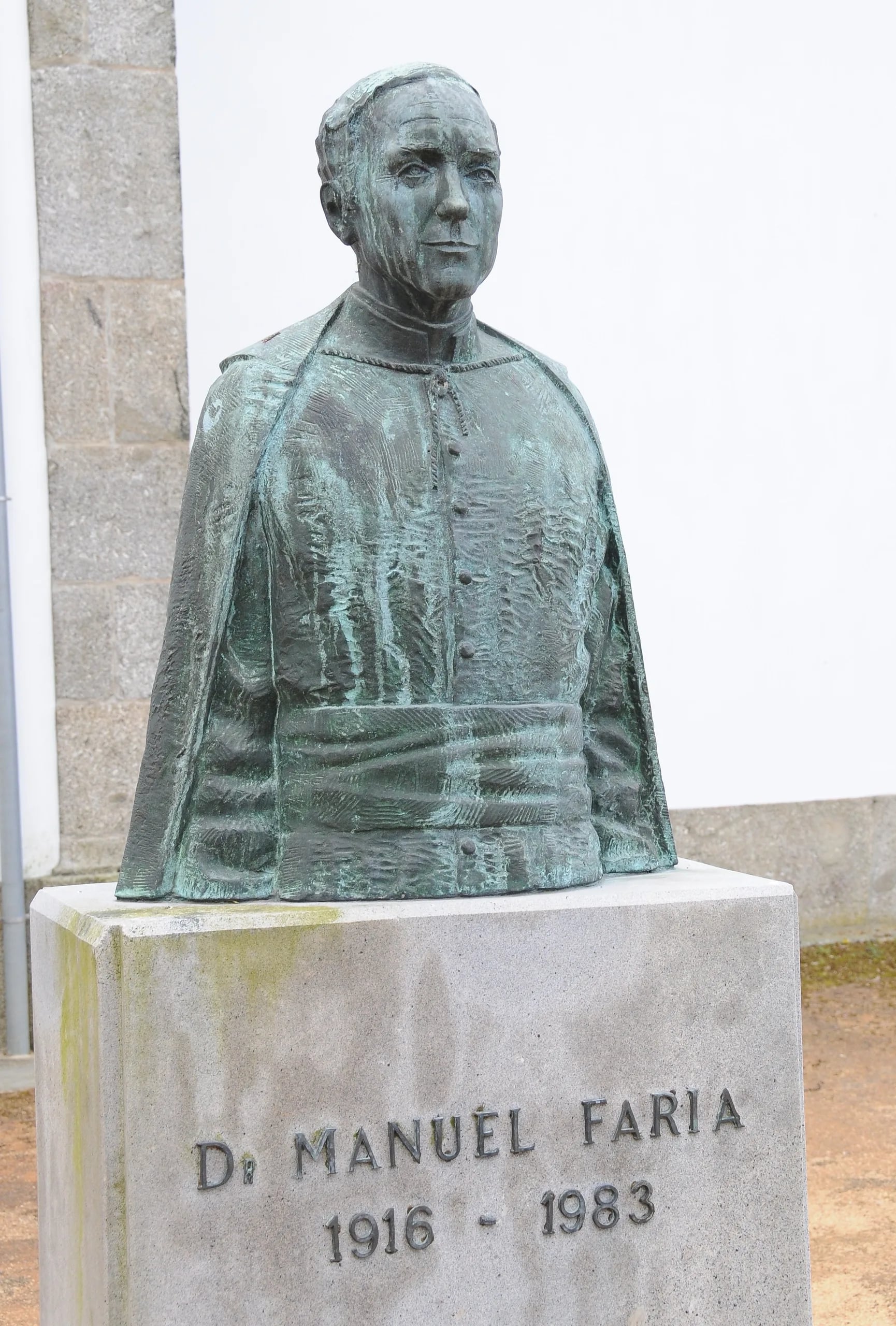 Porträt von Manuel Ferreira de Faria (1916–1983) – Gedenkseite