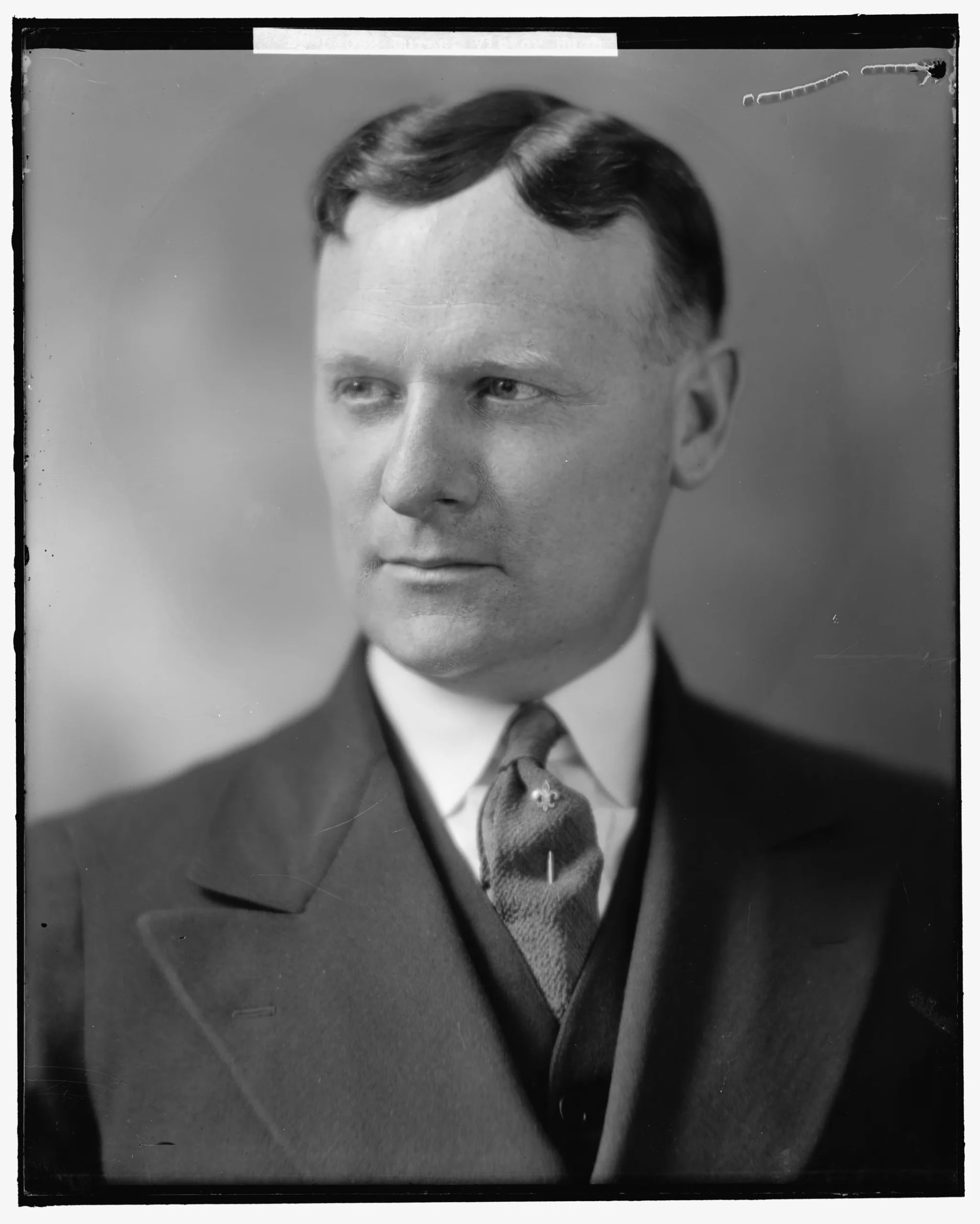 Porträt von Victor Hugo Duras (1880–1943) – Gedenkseite