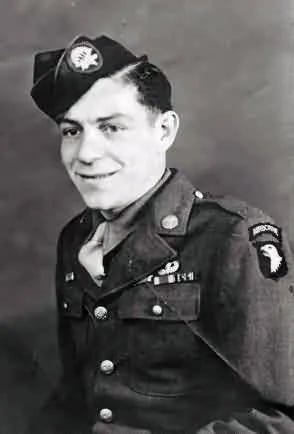 Portrait of Eugene Roe (1922–1998) – memorial page