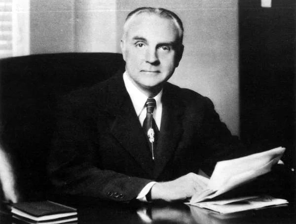 Porträt von Chester B. McMullen (1902–1953) – Gedenkseite