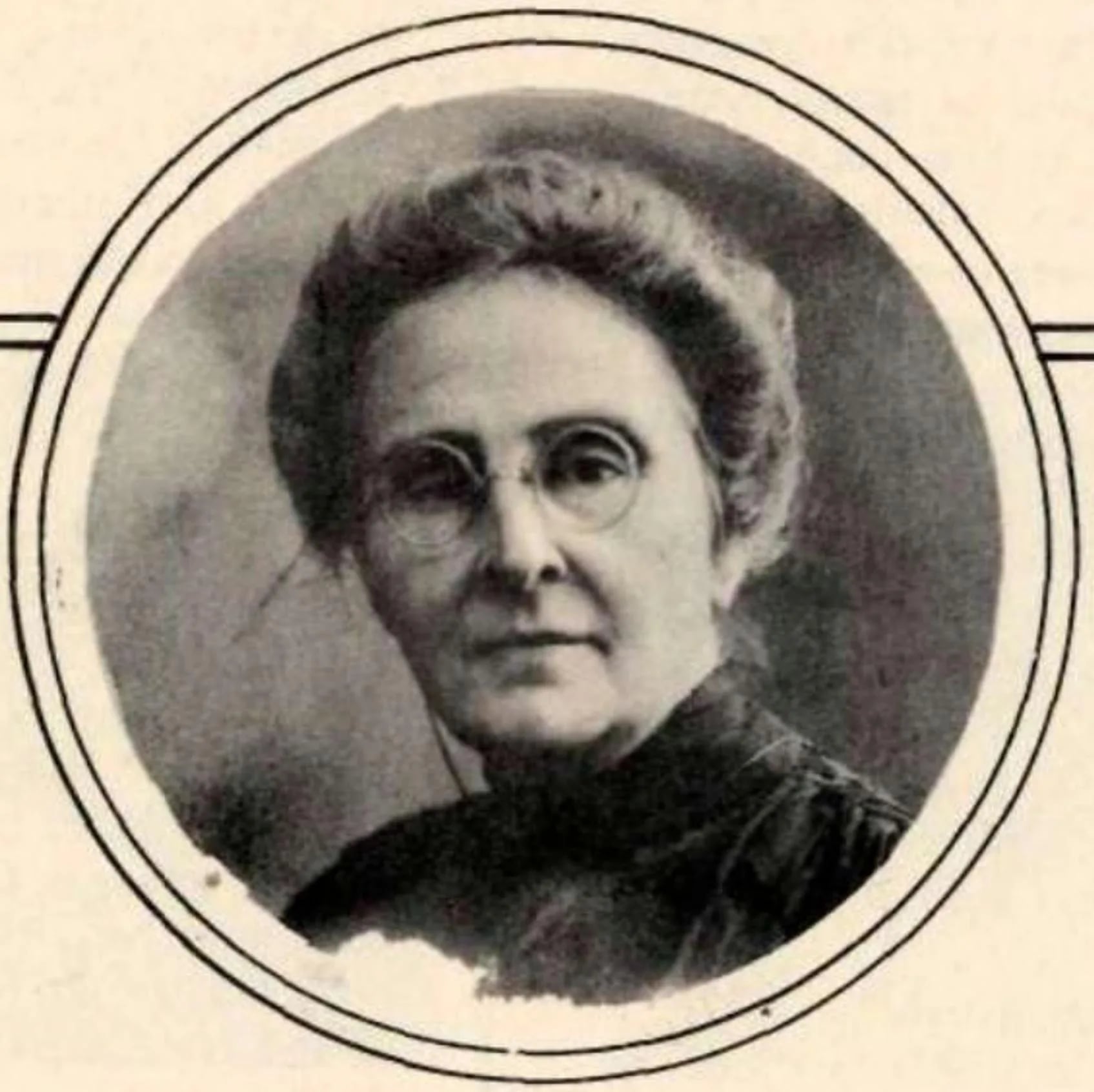 Portrait of Trina de Moya (1863–1943) – memorial page