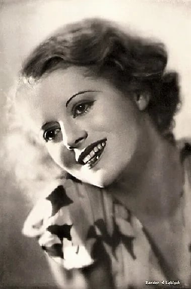Portrait of Maria Matray (1907–1993) – memorial page