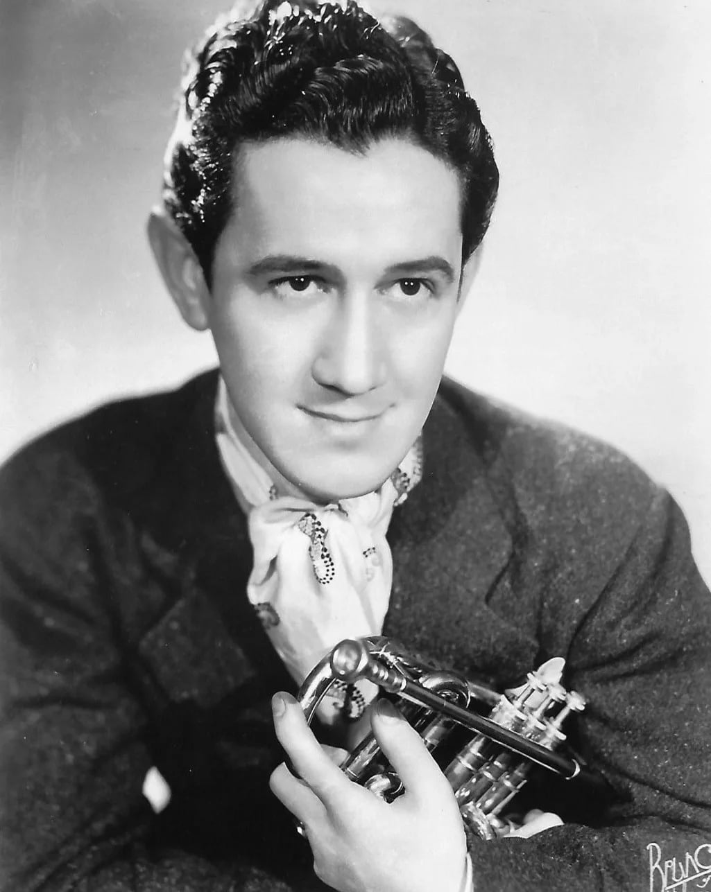 Portrait of Clyde McCoy (1903–1990) – memorial page