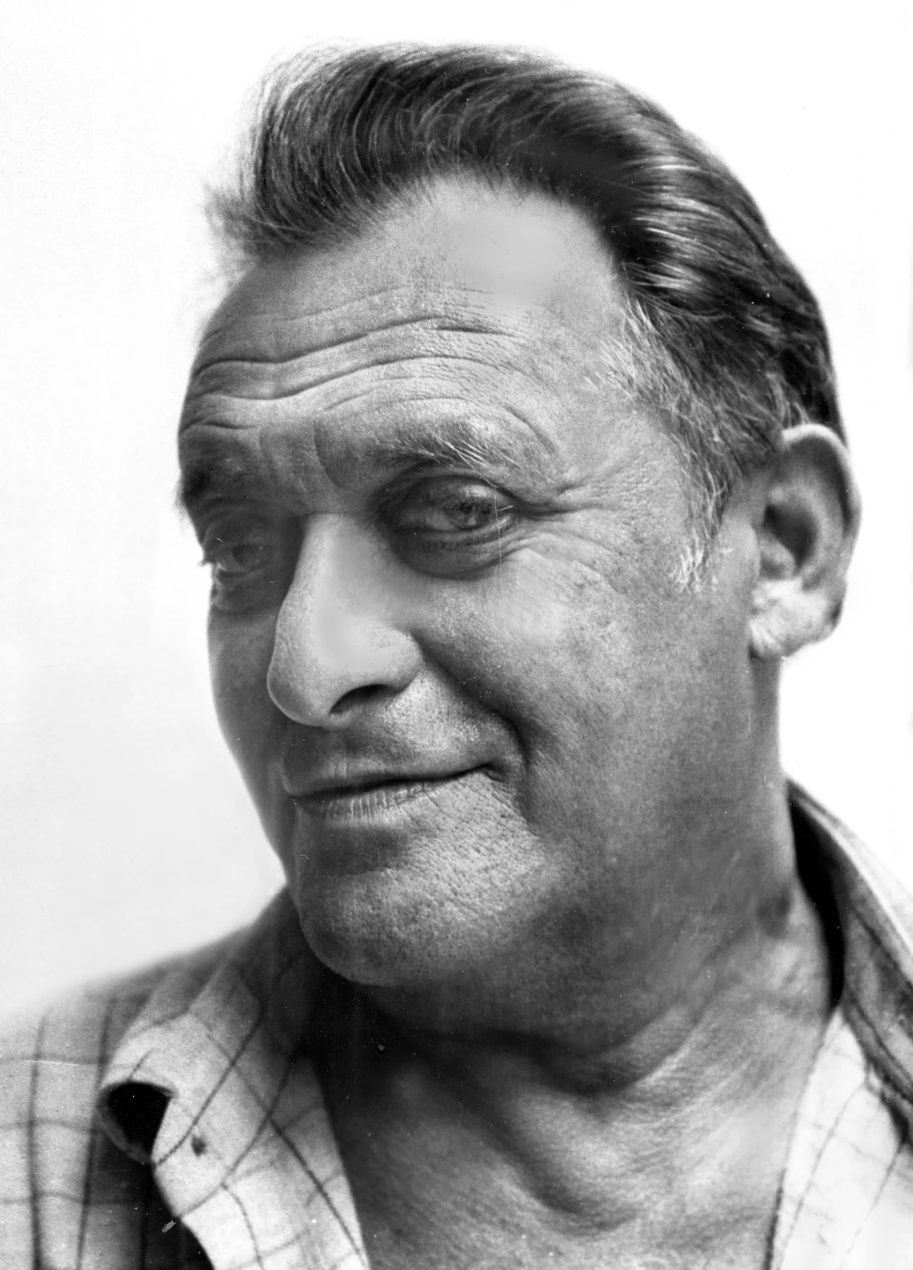 György G. Kardos