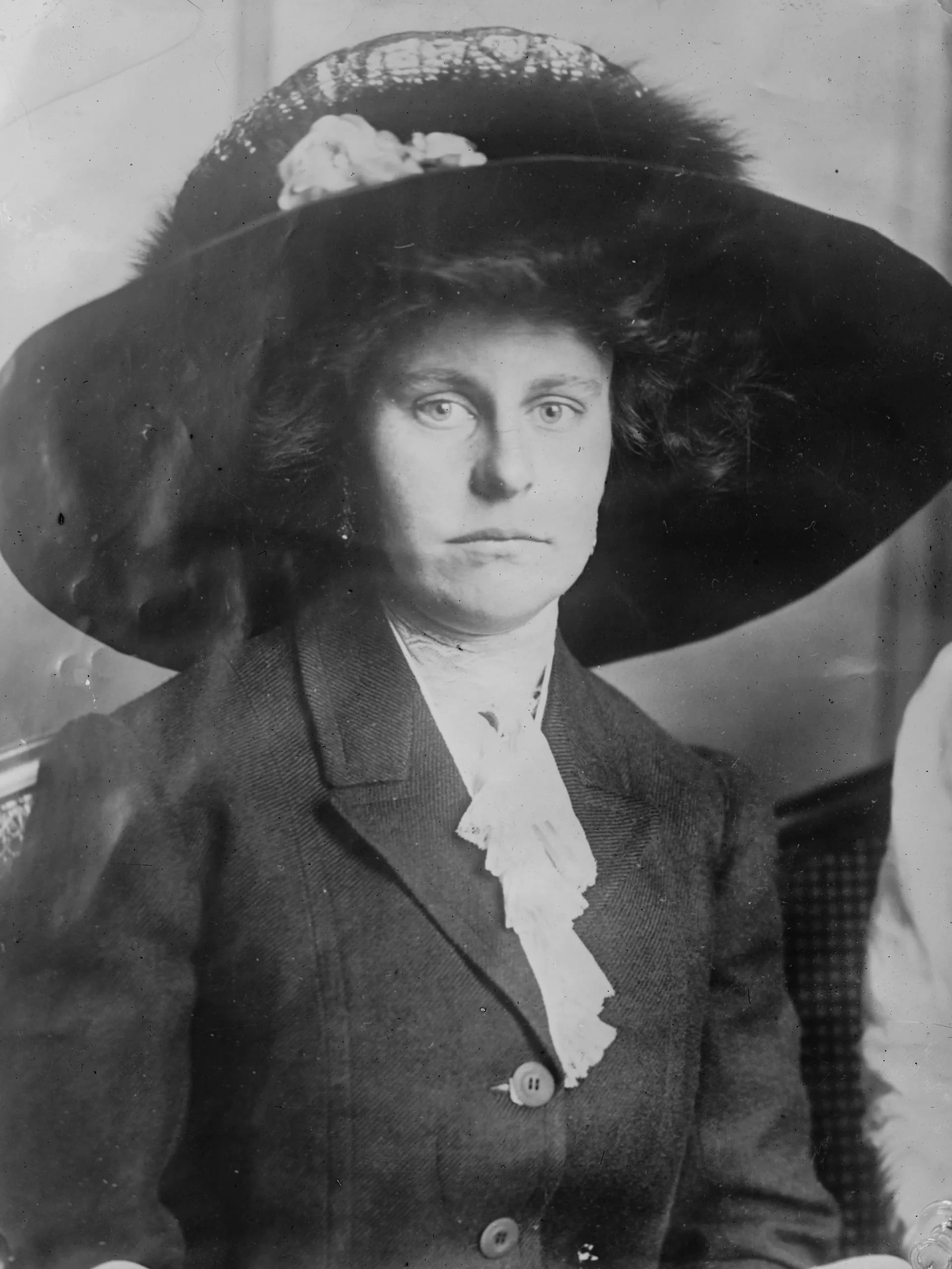 Portrait of Jennie Adeline Crocker (1887–1974) – memorial page