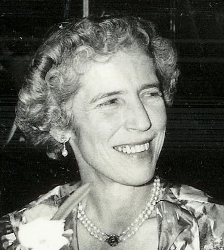Portrait of Liesbeth Canneman-Philipse (1909–1987) – memorial page