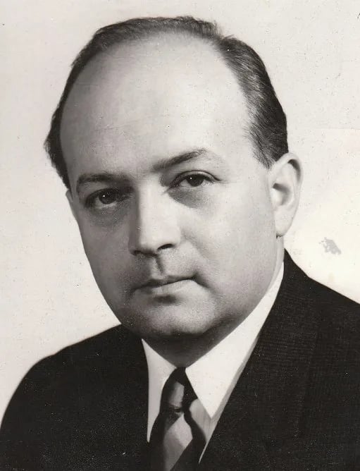 Portrait of Endre Kőrös (1927–2002) – memorial page
