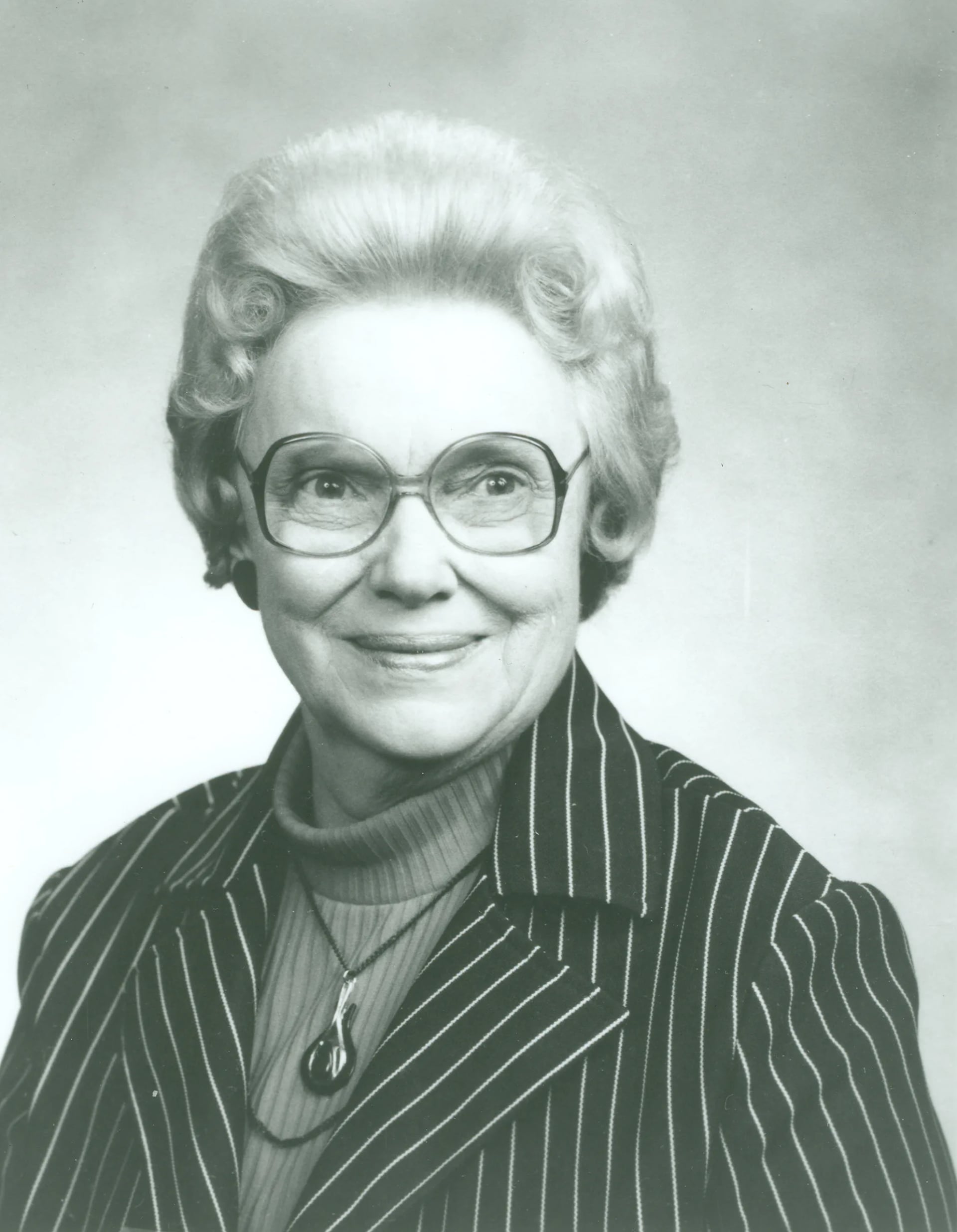 Porträt von Virginia Smith (1911–2006) – Gedenkseite