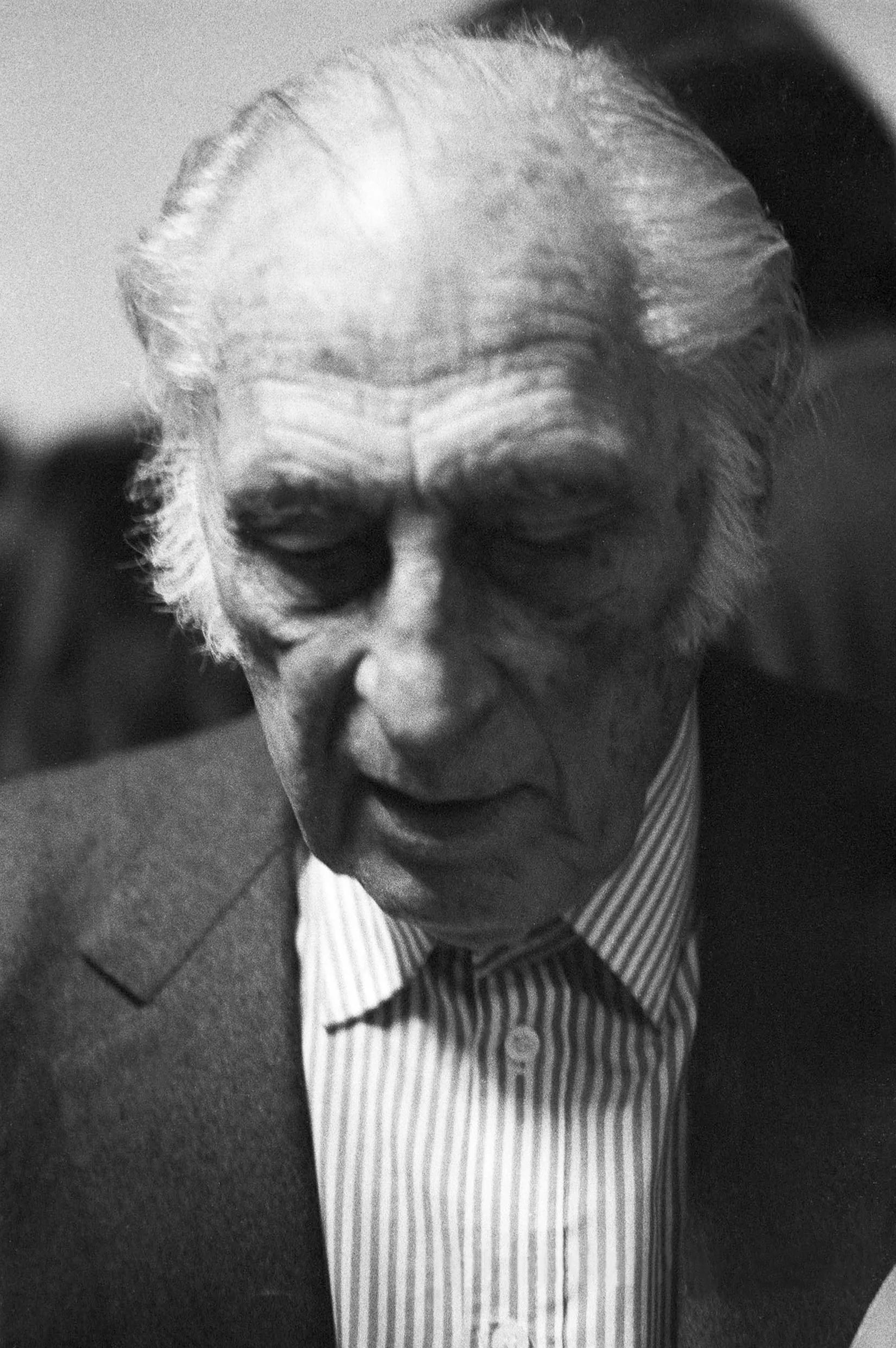 Porträt von Hans Ruesch (1913–2007) – Gedenkseite