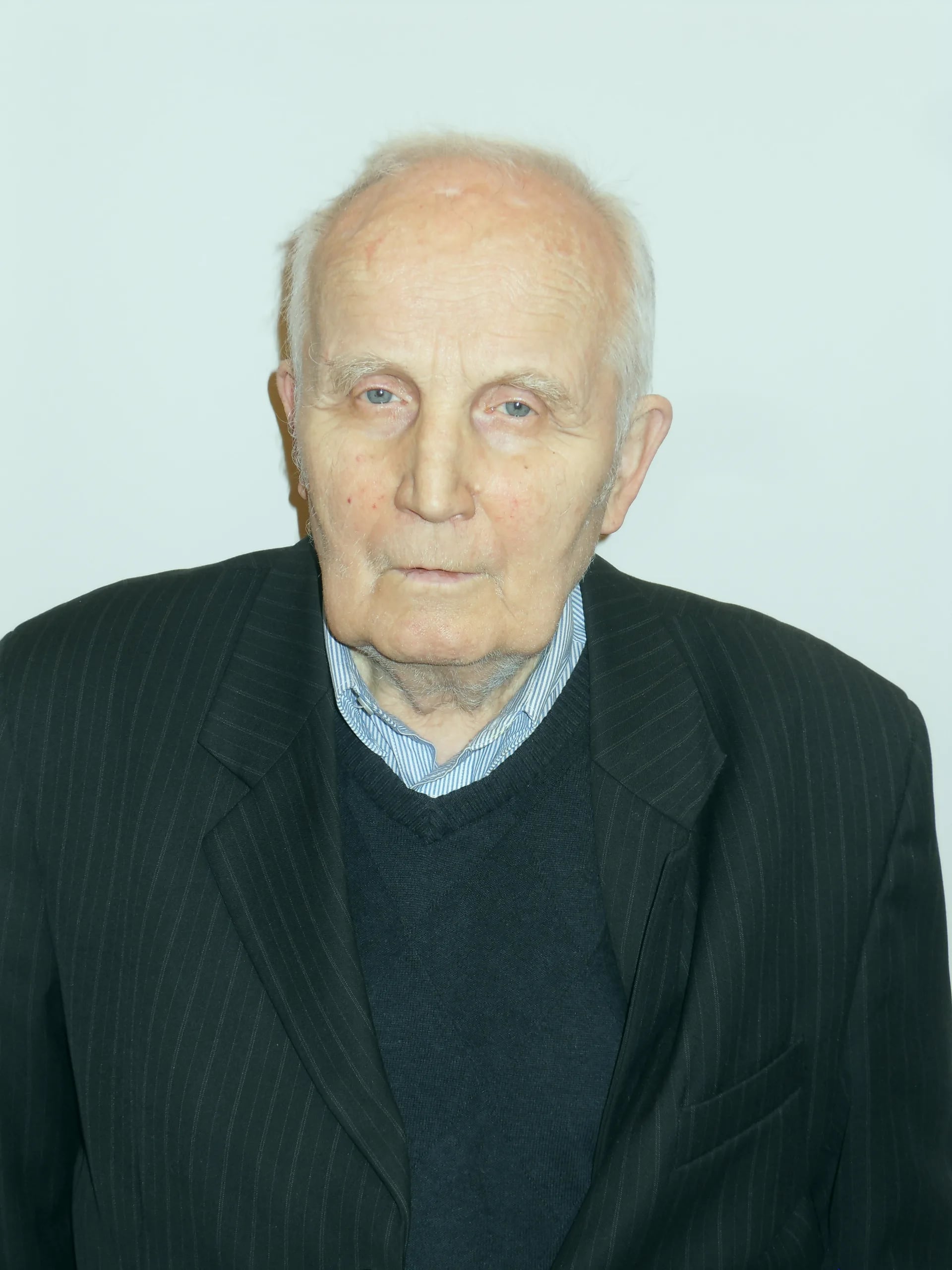 Porträt von Edward Breza (1932–2017) – Gedenkseite