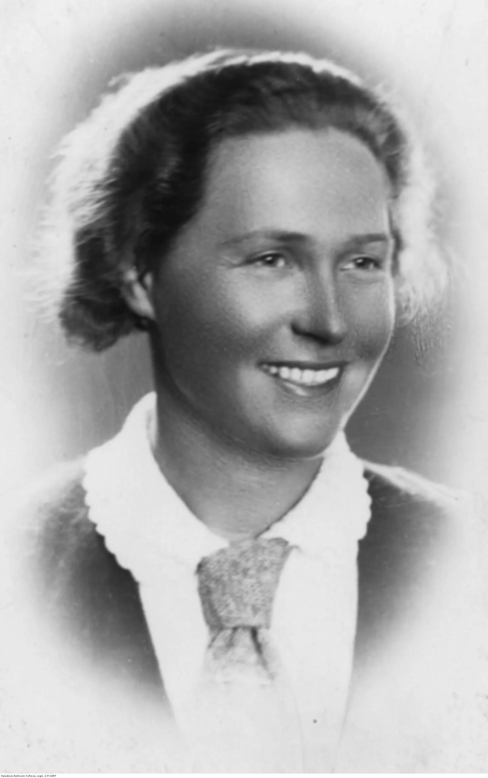 Portrait of Maria Wardasówna (1907–1986) – memorial page