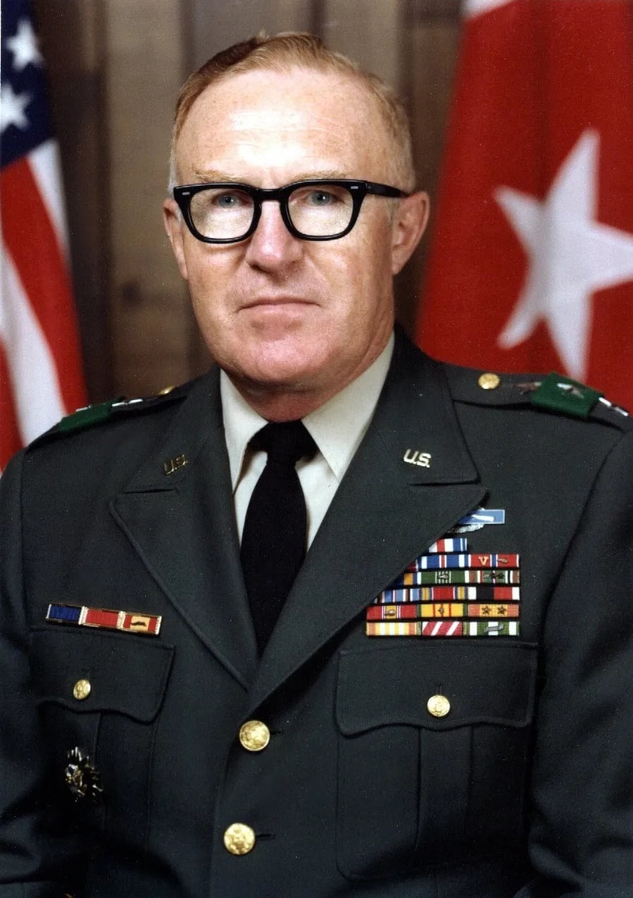 Portrait of Marvin D. Fuller (1921–2007) – memorial page