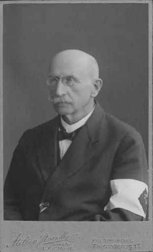 Porträt von Emil Åkesson (1858–1930) – Gedenkseite