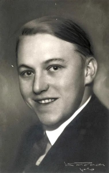 Porträt von Ivar Johnsen (1908–1978) – Gedenkseite