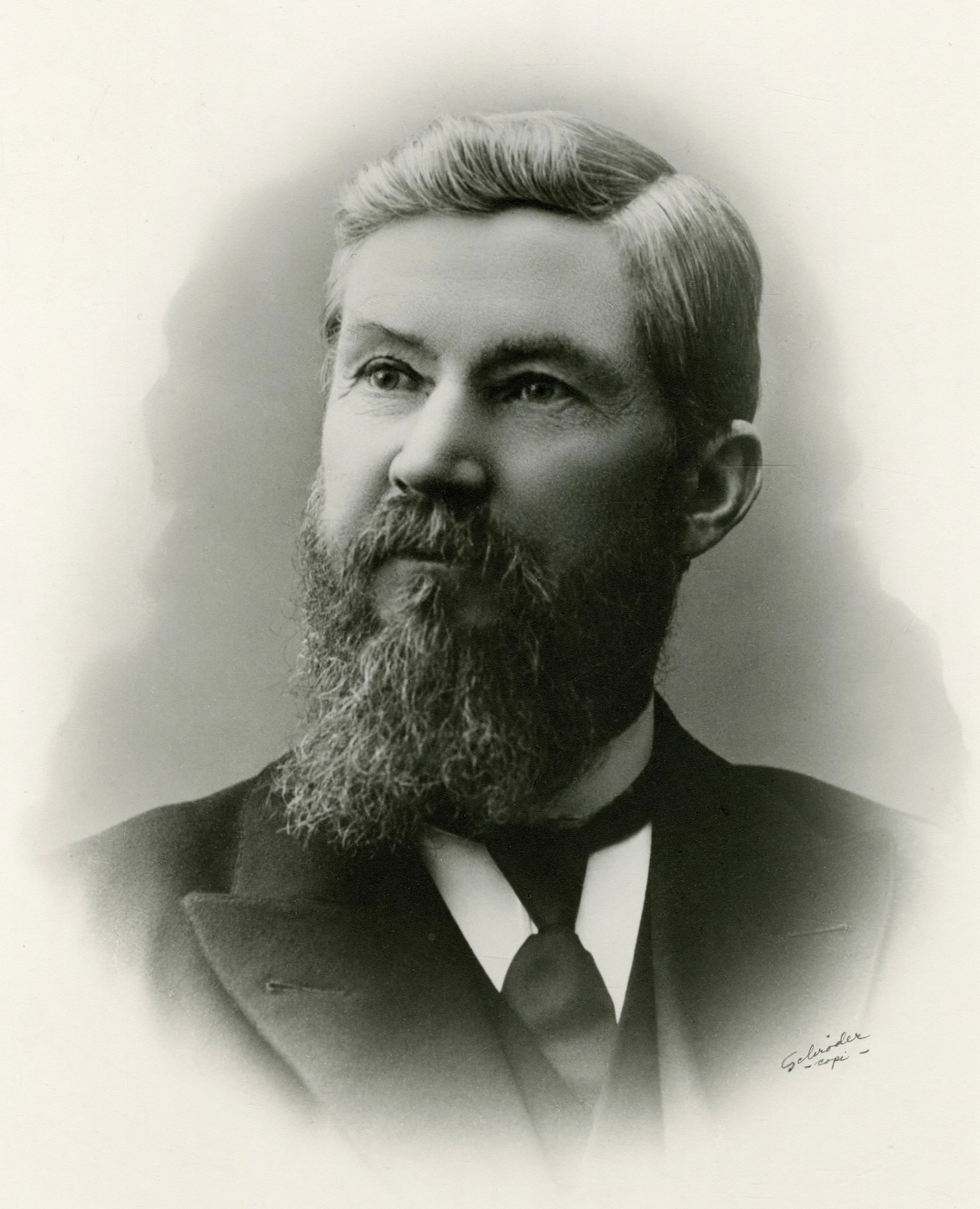 Portrait of Jakob Tøkersen Hoff (1843–1924) – memorial page