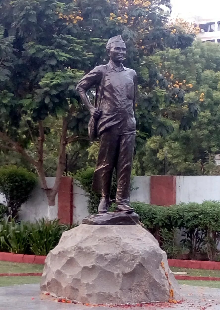 Portrait of Indulal Yagnik (1892–1972) – memorial page