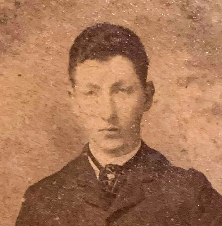 Portrait of E. A. Jenns (1860–1930) – memorial page