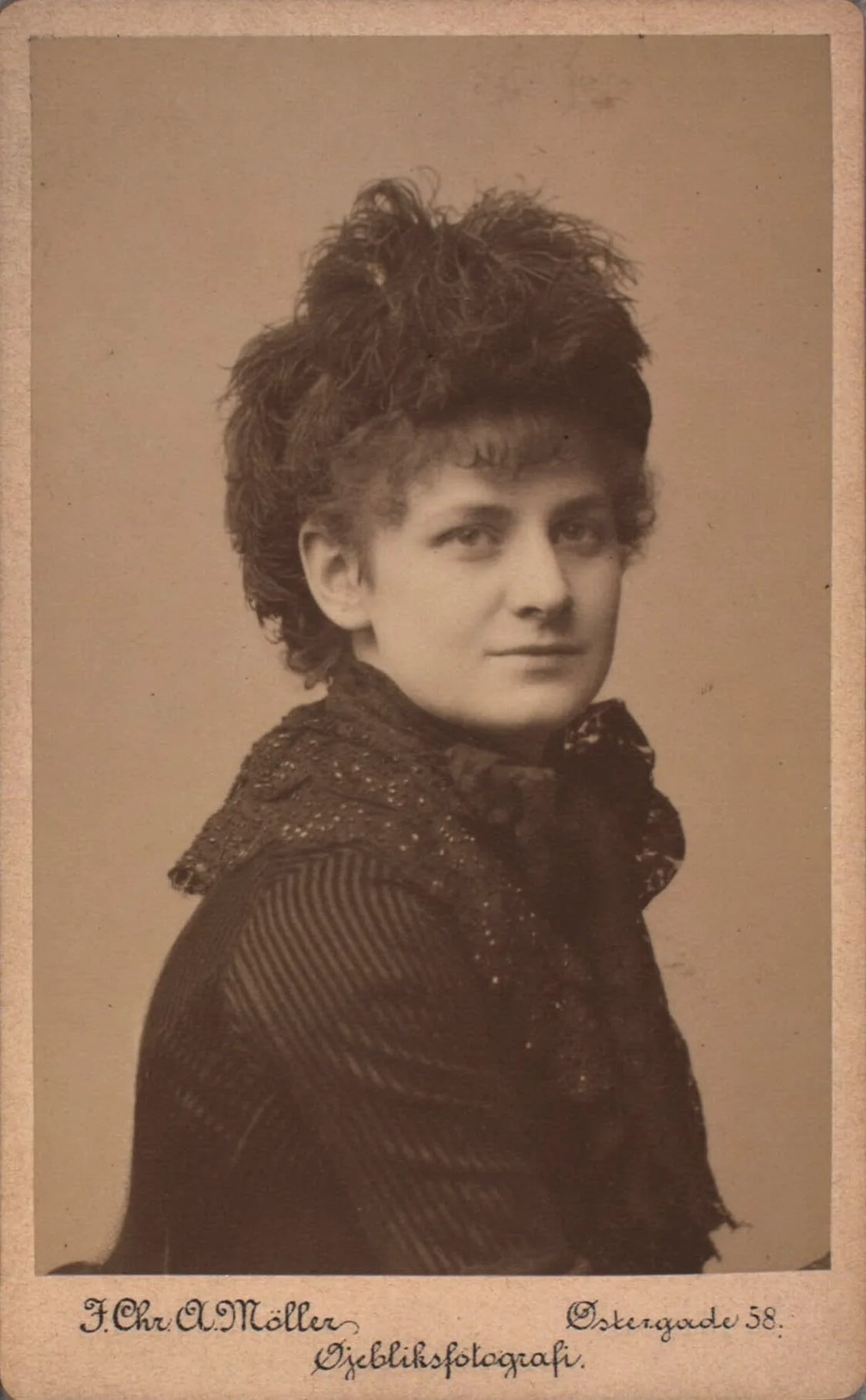 Portrait of Betzy Kofoed (1855–1923) – memorial page