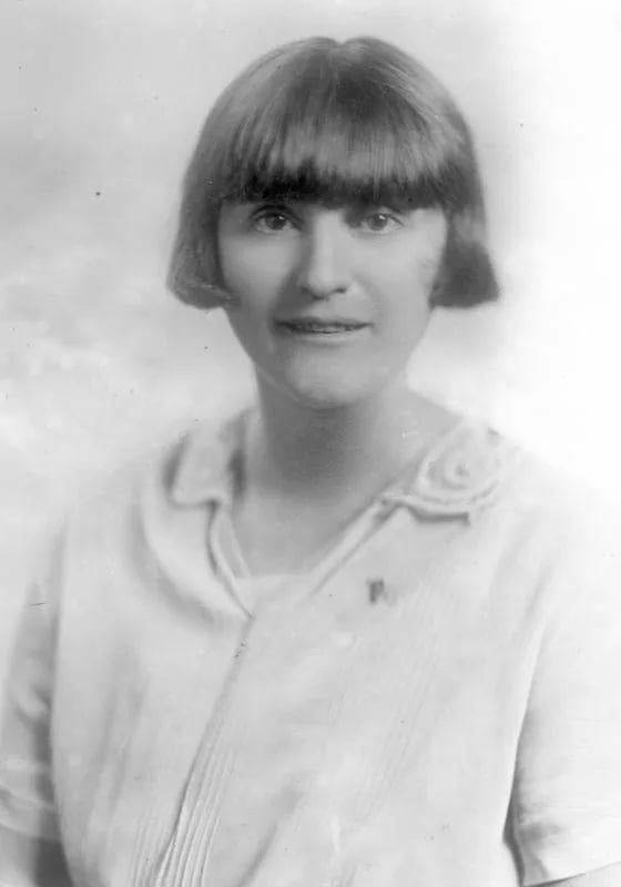 Portrait of Dixie Willson (1890–1974) – memorial page