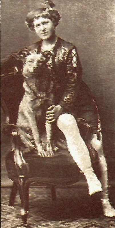 Portrait of Irene Benneweis (1891–1970) – memorial page