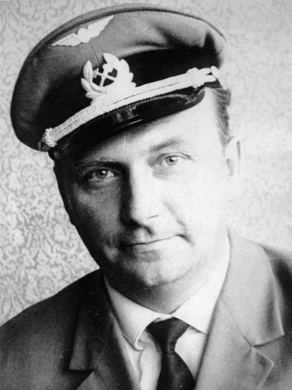 Portrait of Ain Amjärv (1927–2010) – memorial page