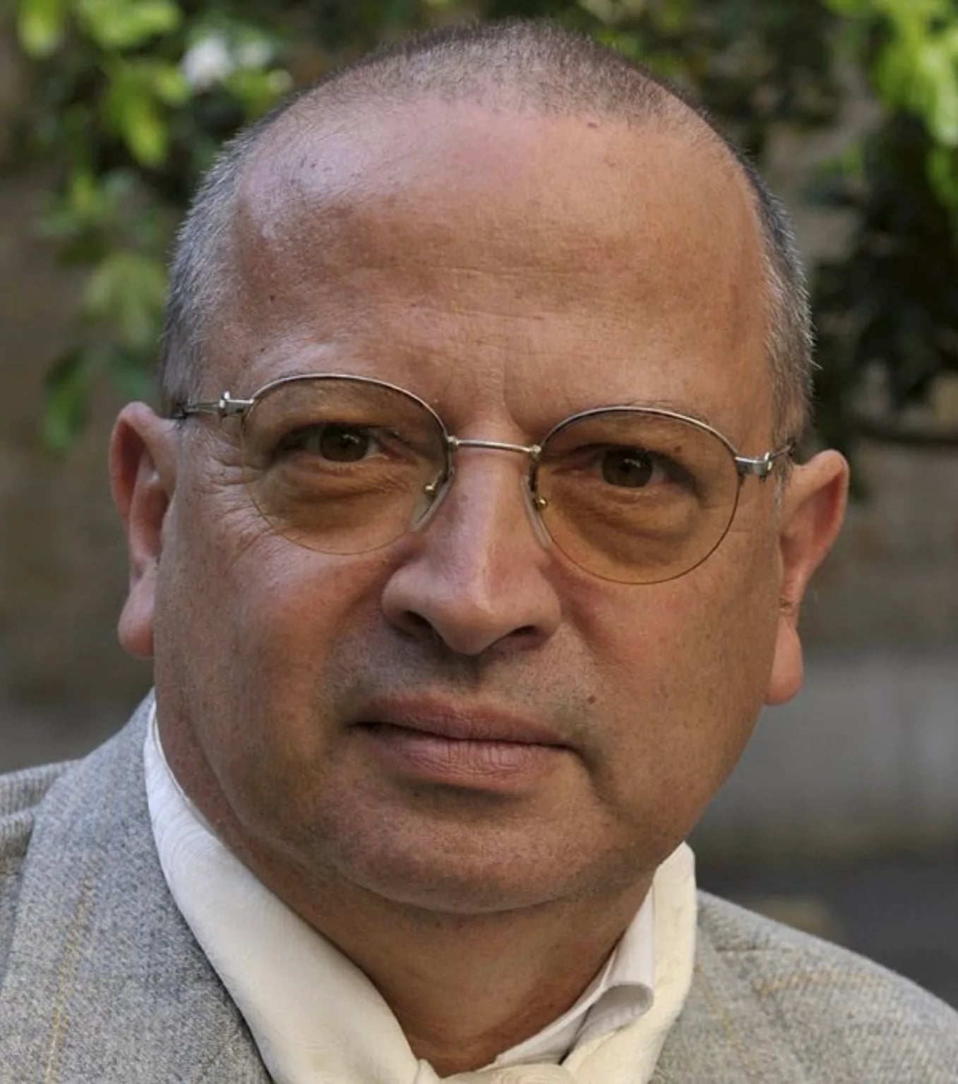 Portrait of Michel Angot (1949–2024) – memorial page