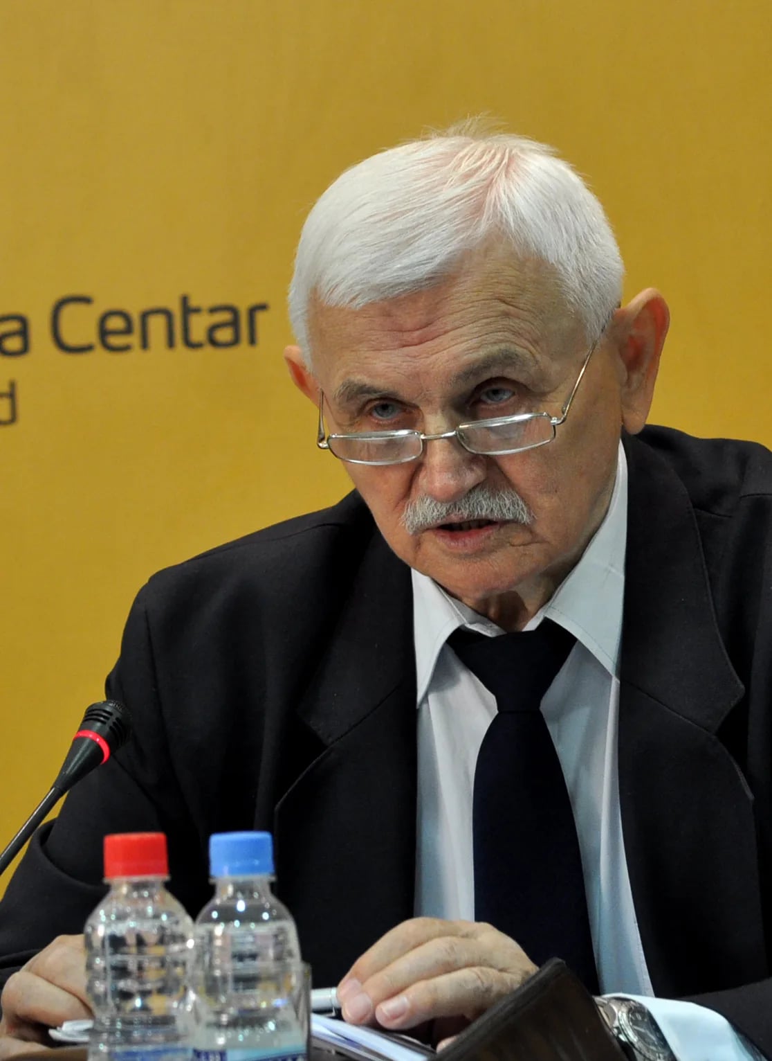 Porträt von Andrija Rašeta (1934–2021) – Gedenkseite