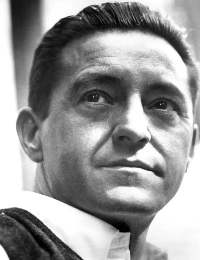 Portrait of Edward Binns (1916–1990) – memorial page