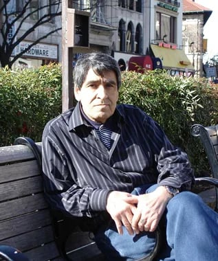 Porträt von Saparmyrat Ovezberdi (1939–2009) – Gedenkseite
