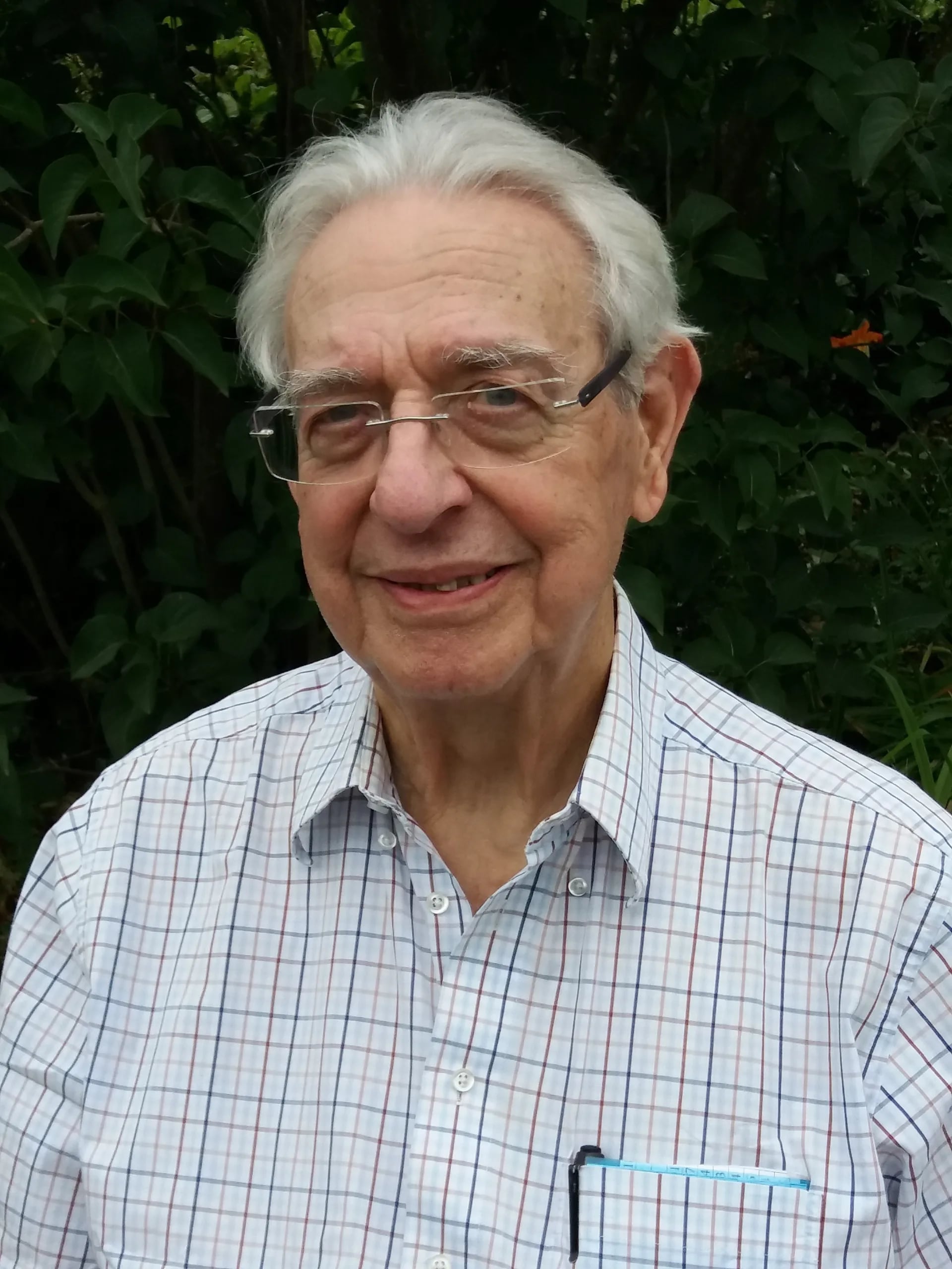 Portrait of Raymond Errera (1931–2019) – memorial page