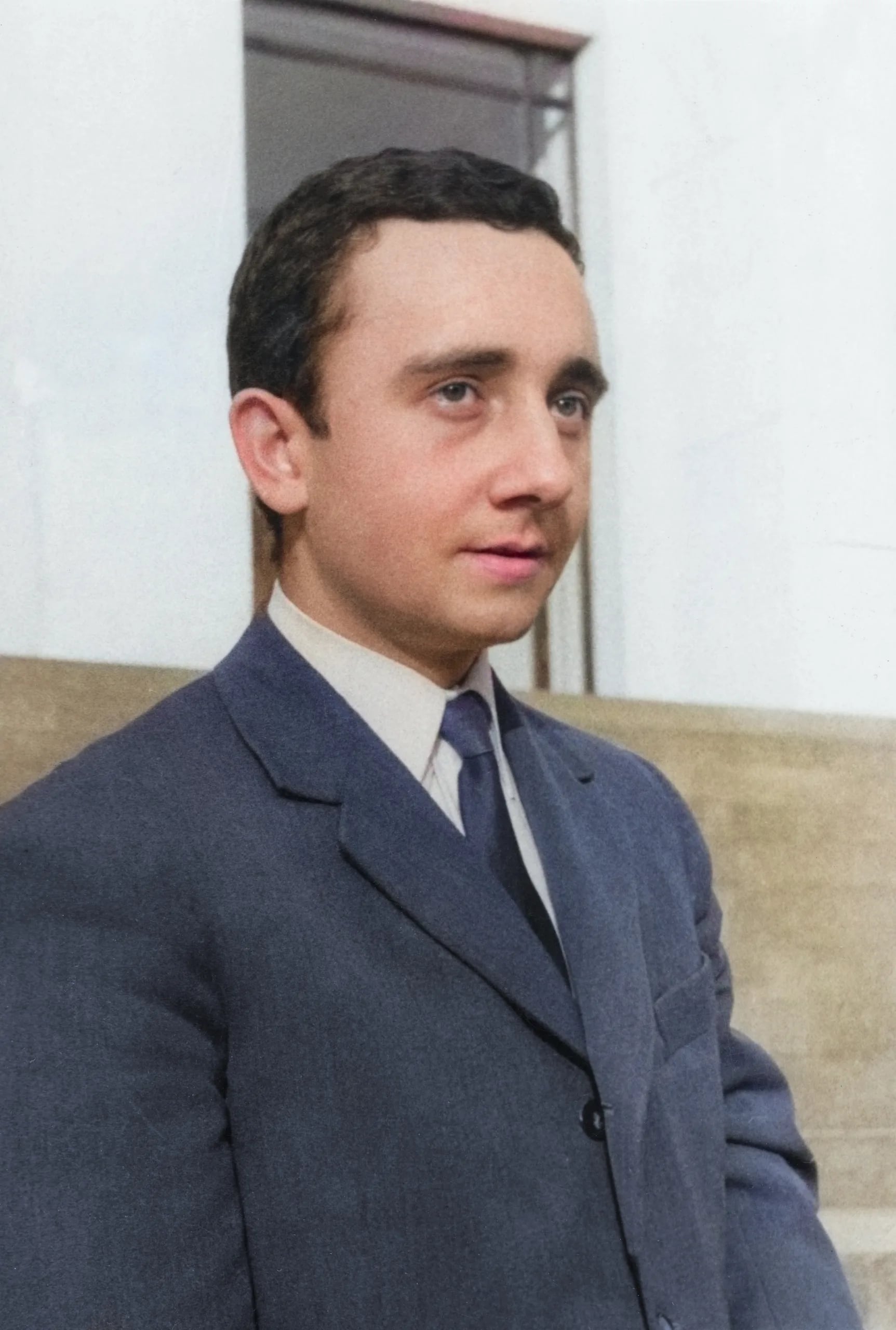 Portrait of Paul Tuschinski (1945–2009) – memorial page