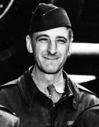 Portrait of Richard E. Miller (1916–1943) – memorial page