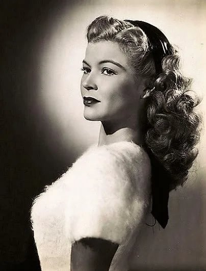 Portrait of Helen Talbot (1924–2010) – memorial page